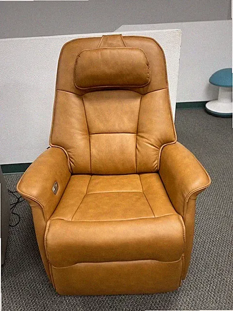 Fjords Stockholm Swing Relaxer Power Electric Recliner Chair AL Whiskey Leather