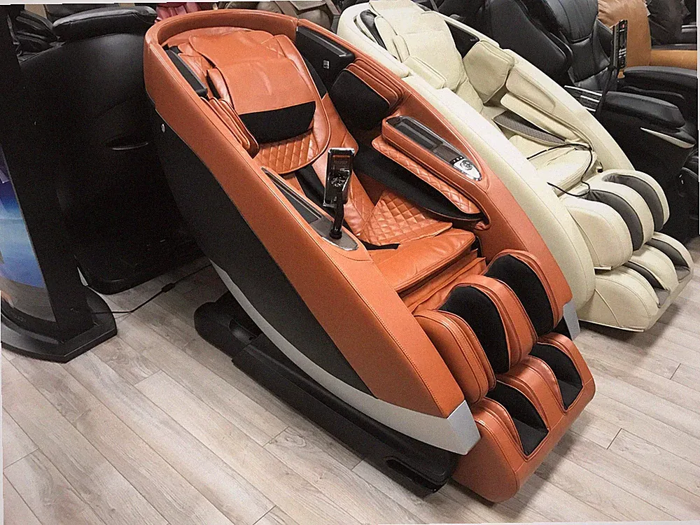 Saddle Human Touch Super Novo Zero Gravity 4D S & L Track Massage Chair Recliner